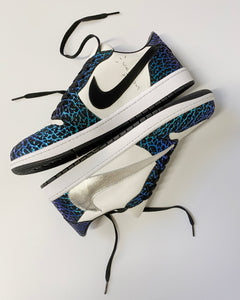 "Oil Slick" Travis Scott AJ1 Low